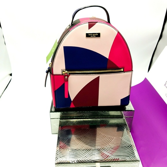 ✔SOLD Kate spade BACKPACK - Picture 3 of 6